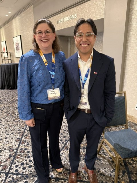 Dr. Tolentino with co-presenter Sarah Llewellyn at the AI Essentials pre-conference workshop.